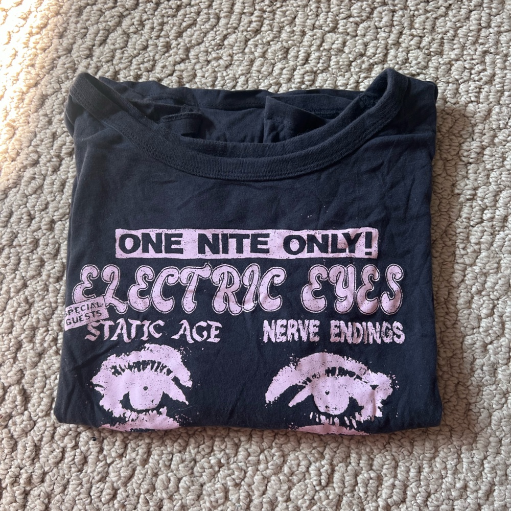 Cropped Hollister Band Tee